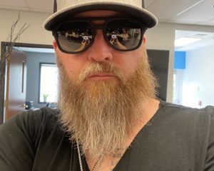 Previous thumb